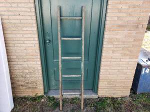 Wood Ladder for Crafts and Dcor