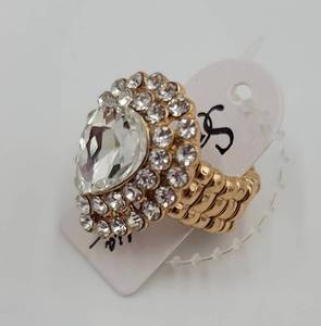 lot 8 image: Gold Teardrop Stretch Ring