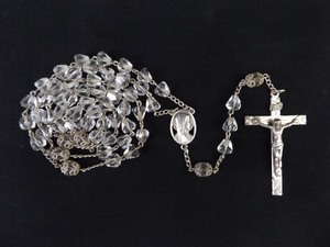 lot 42 image: Large Antique .925 Sterling Silver Faceted Crystal Bead Rosary