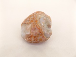lot 43 image: 2.24 Ounce Lake Superior Agate