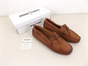 lot 67 image: New wTags in Original Box Minnetonka Mens Size 11 House Shoes