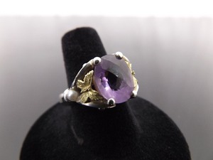 lot 103 image: 18k Yellow Gold .925 Sterling Silver Ann King Amethyst Butterfly Ring Size 8