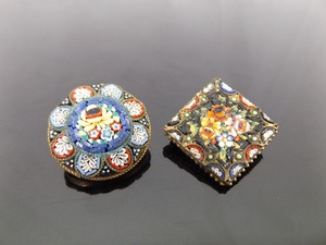 lot 120 image: 2 Antique Italian Micro Mosaic Brooches
