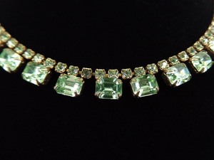 lot 123 image: Vintage Weiss Peridot Rhinestone Gold Ballroom Choker Necklace
