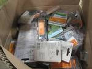 lot 262 image: WHOLESALE MIXED PALLET OF MISCELLANEOUS BUILDING MATERIAS AND MORE