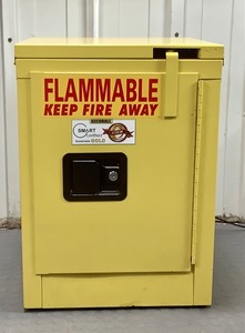 lot 21 image: New Flammable Storage Cabinet