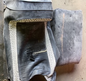 lot 10 image: Cheetah Seat and Guage Cluster Mount