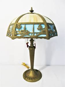 lot 1 image: Antique 1920s Signed RAINAUD Slag Glass Table Lamp