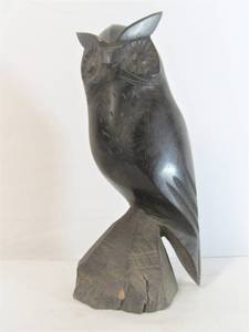 lot 129 image: Hand Carved Ironwood Owl Sculpture