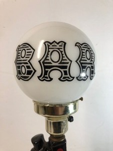 lot 151 image: Vintage Ceramic Bar Lamp
