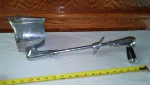 lot 34 image: Vintage Police Car Search Light and Mirror.