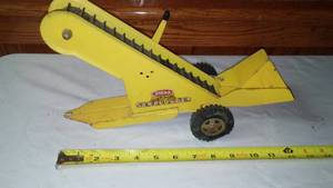 lot 58 image: Tonka Sand loader.