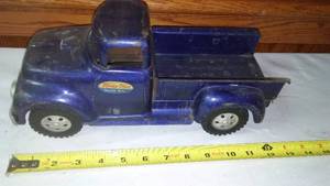 lot 59 image: Original 50s Pickup Truck  Tonka.