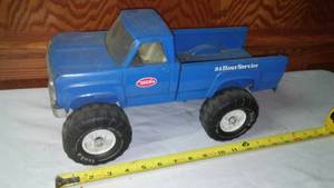 lot 60 image: Tonka 24 Hour Service Pickup.