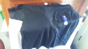 lot 111 image: NEW Mens 4 XL T-Shirts (2)