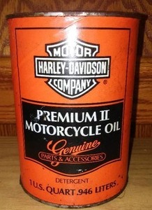 lot 134 image: Harley Davidson Premium II Motorcycle Oil