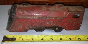 lot 139 image: Vintage Train Engine, Railroading, Very Cool.