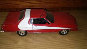 lot 194 image: Starsky and Hutch Ford Gran Torino, 1976.