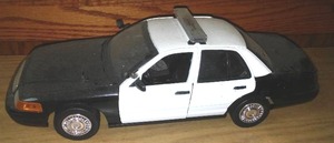 lot 196 image: Ford Crown Victoria Interceptor.