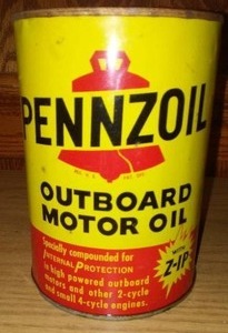 lot 200 image: Pennzoil Outboard Motor Oil.
