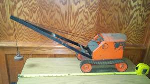 lot 247 image: Magnetic Crane.