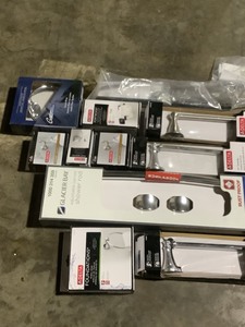 DELTA, Glacier Bay, Gatco Towel Bars And Toilet Paper Holders See Pictures