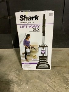 Shark Navigator Lift-Away DLX Vacuum Cleaner. See Pictures