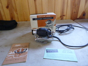 lot 53 image: Vintage Oster Stim-U-Lax Junior Massage Instrument
