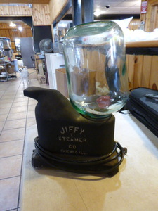 lot 28 image: Antique Jiffy Steamer Co. Hat Steamer