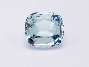 7.90 Carat Natural Aquamarine Gemstone
