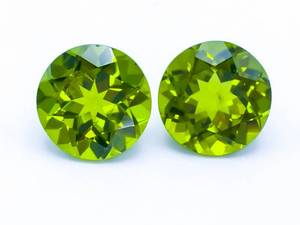 5.80 Carats Natural Peridot Gemstones