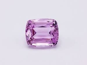 4.42 Carat Pink Kunzite Gemstone