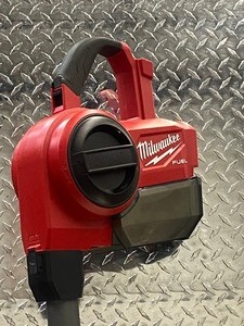 lot 3 image: Milwaukee Fuel M18 Cordless Compact...