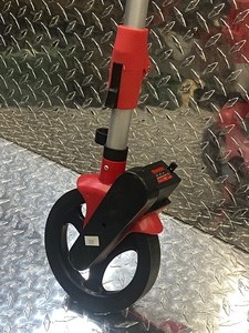 lot 8 image: Milwaukee 6 Folding Measuring Wheel