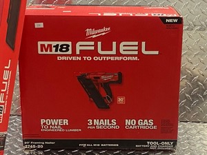 lot 19 image: Milwaukee Fuel M18 Cordles 30-Degre...