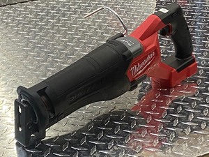 lot 50 image: Milwaukee Fuel M18 Sawzall Reciproc...