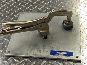 lot 111 image: Kreg Jig Hold-Down Kit ...