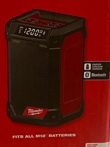 lot 11 image: Milwaukee M12 Radio   Charger, Cat# ...