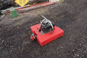 lot 14 image: The Chief High Volume Floating Pump