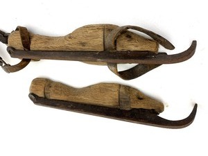lot 29 image: Early Antique Primitive Pair of Ice Skates