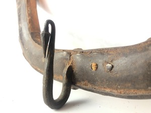 lot 83 image: Early Antique Primitive Rack wIron Hooks