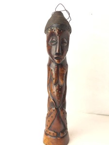 lot 91 image: Antique African Carved Bone Fetish - Zaire