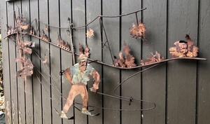 lot 104 image: Large Vintage Brass 3D Wall Sculpture - Alpine Skiiing