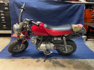 lot 117 image: Running Vintage Mini Bike