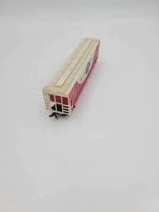 TYCO HO SCALE C AND H SUGAR CLOSED HOPPER CAR