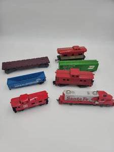 BIN FULL OF TRAIN CARS, TRACK AND MISCELLANEOUS BUILDING