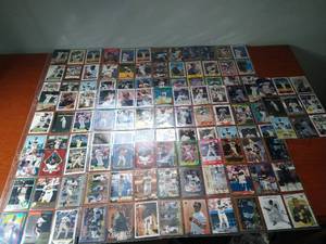 lot 25 image: HUGE Barry Bonds Card Lot - 13 Pages
