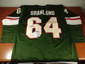 lot 46 image: Autographed Mikael Granlund Minnesota Wild Jersey - WCOA