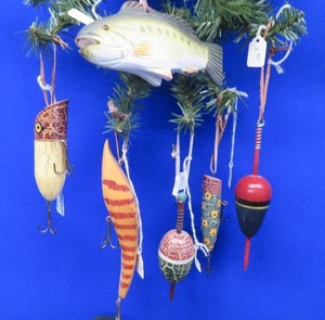 6 NEW WITH TAGS UP NORTH ORNAMNETS