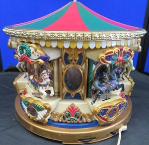 VINTAGE MR CHRISTMAS HOLIDAY CAROUSEL